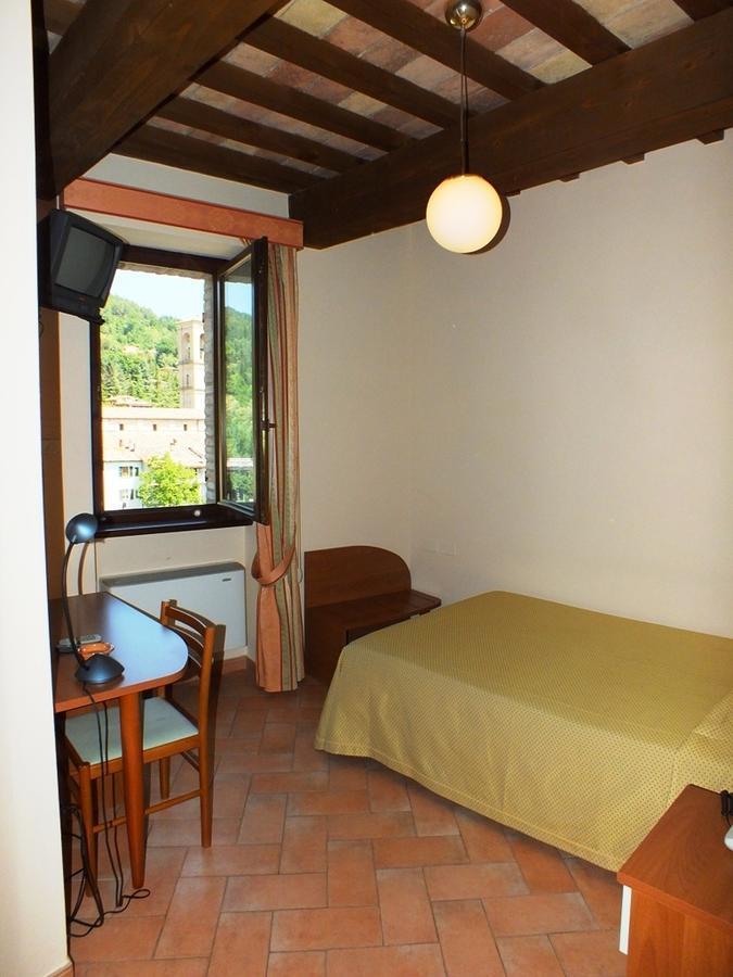 SantʼAngelo in Vado Hotel Santa Chiara חדר תמונה